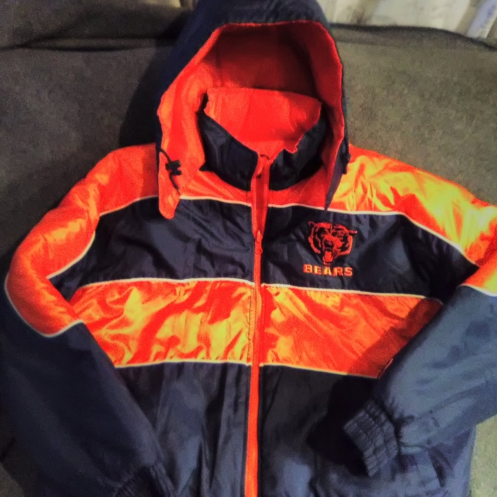Chicao Bears hooded, zip up, winter coat.
